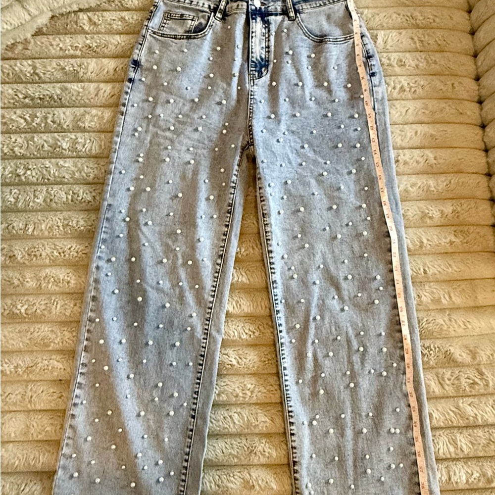 Pearl Studded High-Waisted Straight Leg Jeans – Size L - Picture 5 of 6